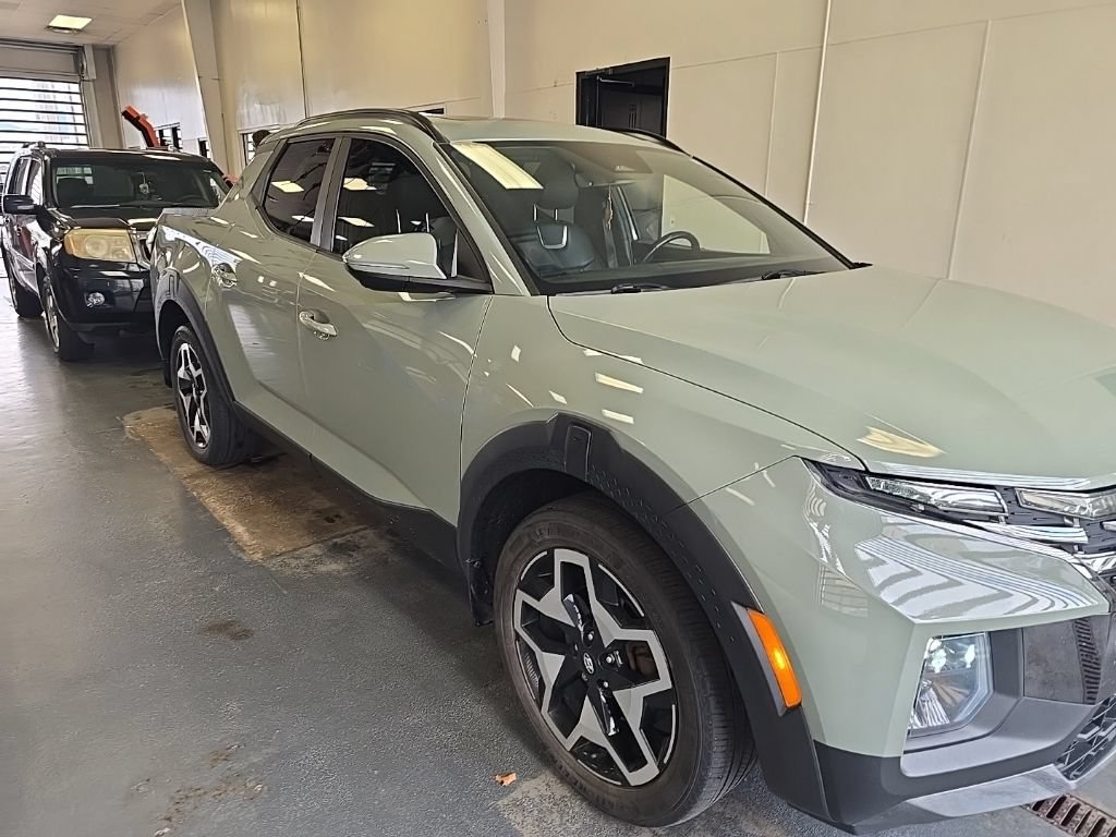 Used 2022 Hyundai Santa Cruz Limited AWD/4WD image 1