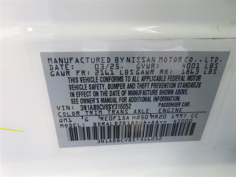 Used 2025 Nissan Sentra SV FWD image 35