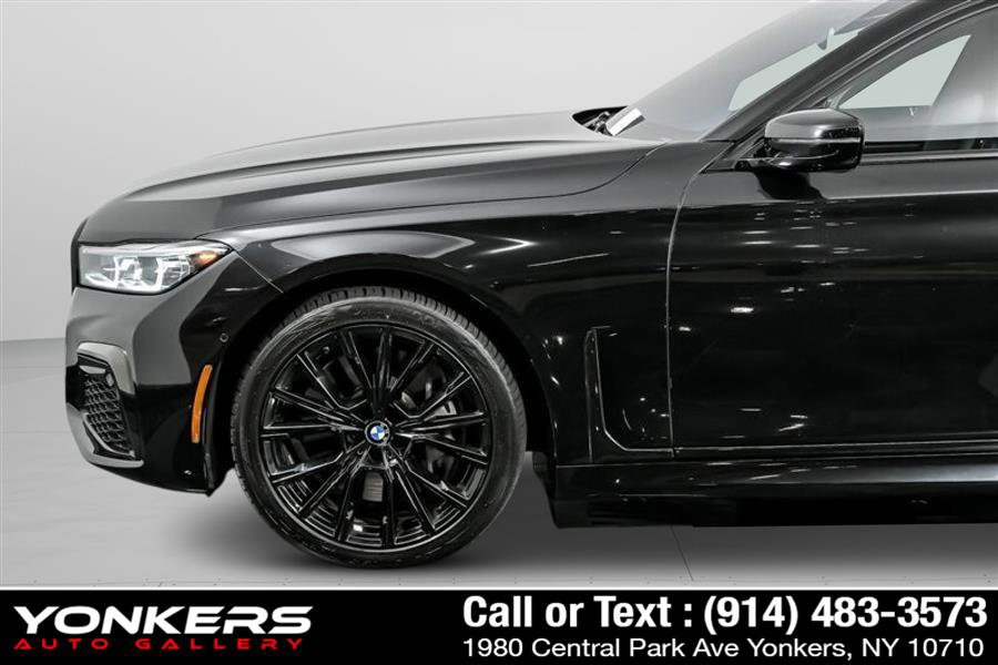Used 2020 BMW 750i xDrive image 9