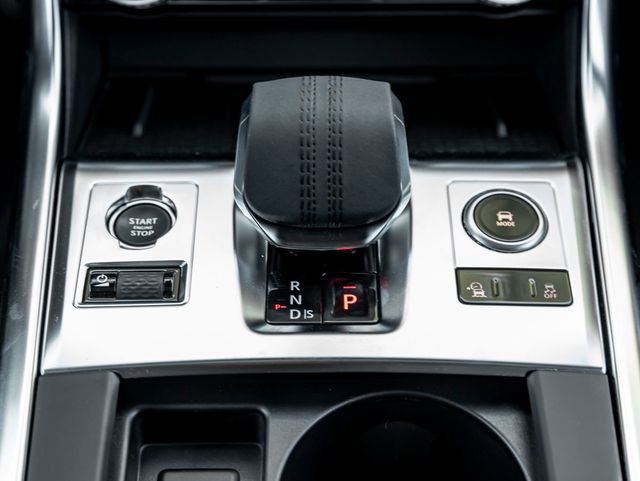 New 2024 Jaguar XF R-Dynamic SE image 20