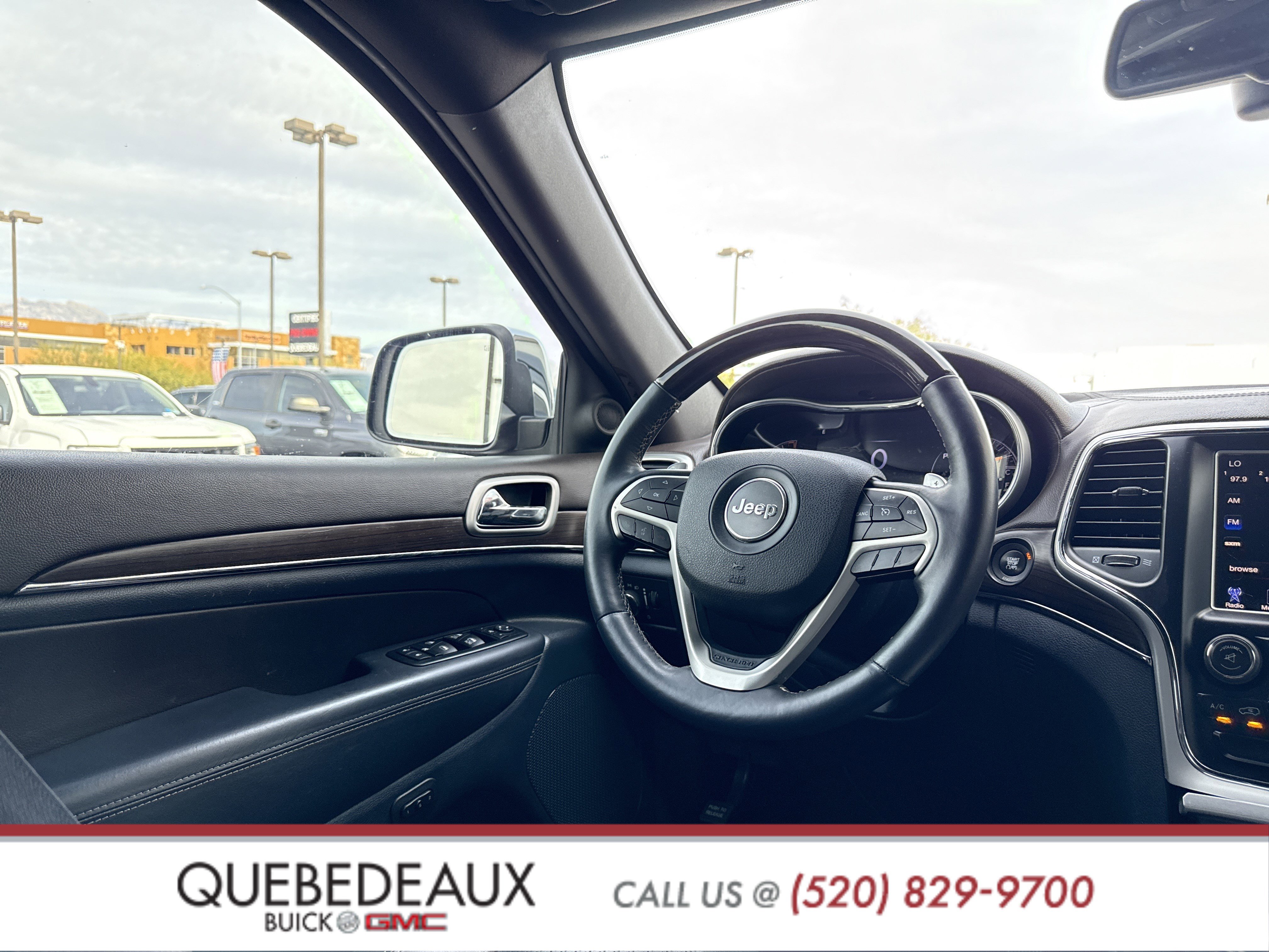 Used 2015 Jeep Grand Cherokee Overland image 21