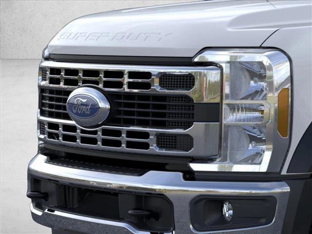 New 2026 Ford F550 4x4 Regular Cab Super Duty image 17