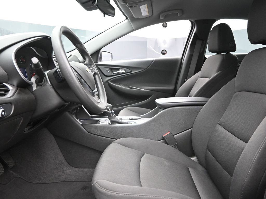 Used 2024 Chevrolet Malibu LT image 13