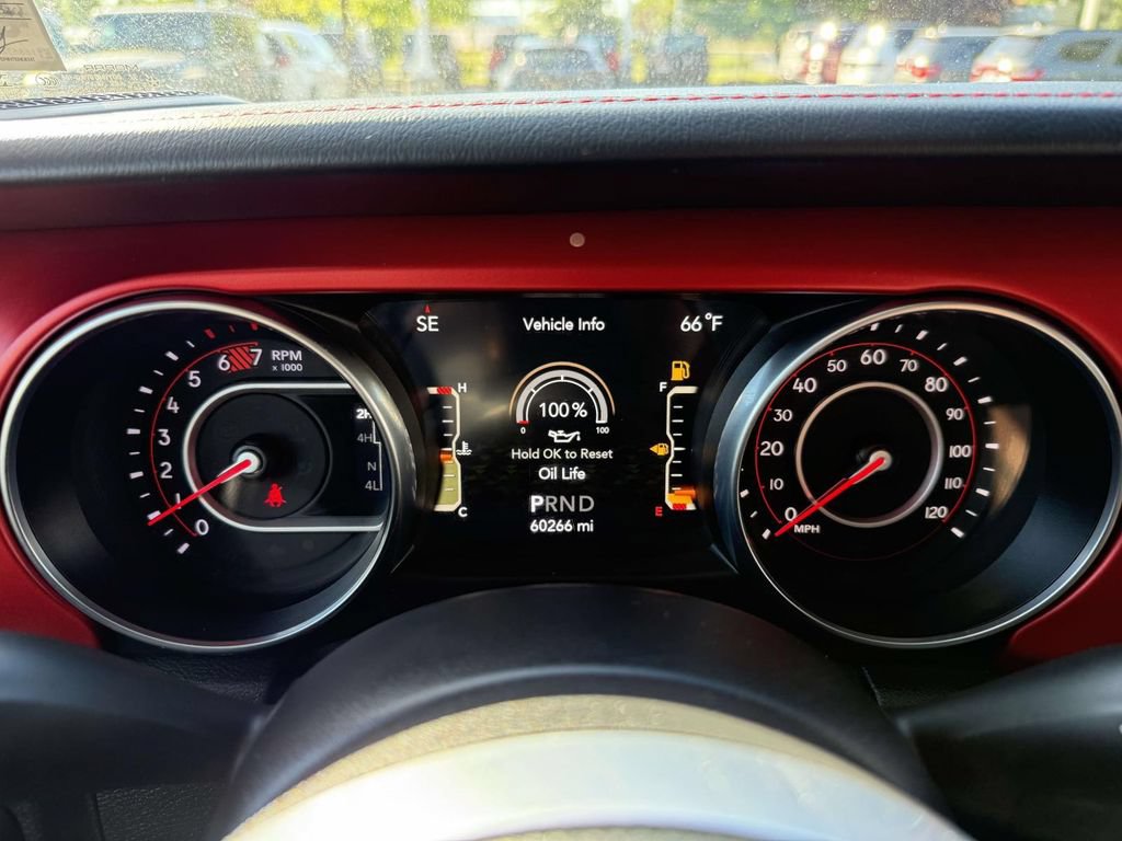 Certified 2019 Jeep Wrangler Unlimited Rubicon w/ Dual Top Group AWD/4WD image 25