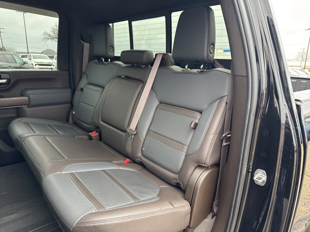 Used 2021 GMC Sierra 2500 Denali w/ Denali Ultimate Package image 17
