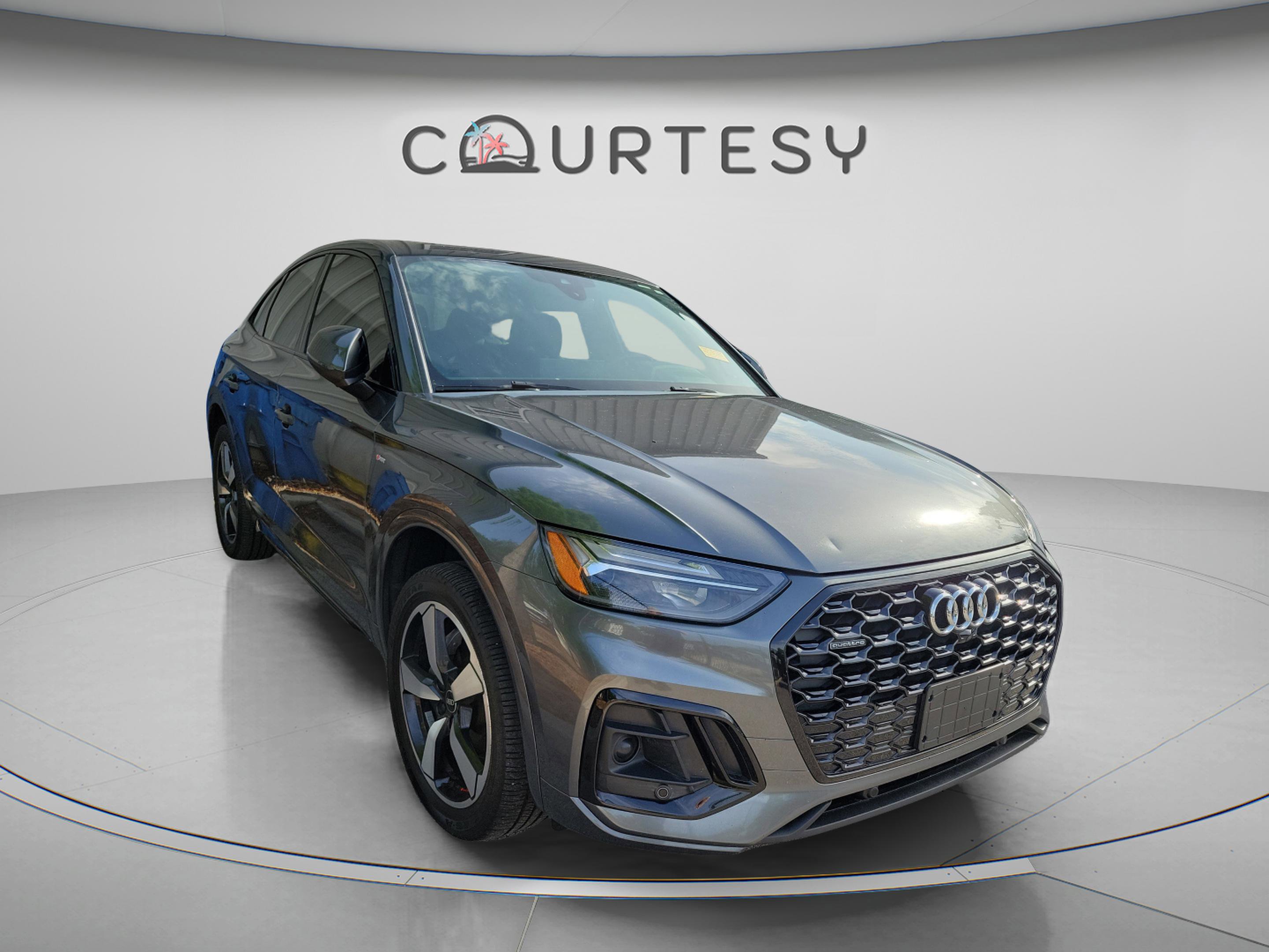 Used 2022 Audi Q5 2.0T Premium Plus AWD/4WD image 17