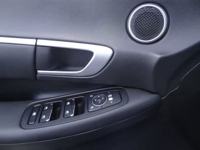Used 2024 Hyundai Sonata SEL FWD image 8