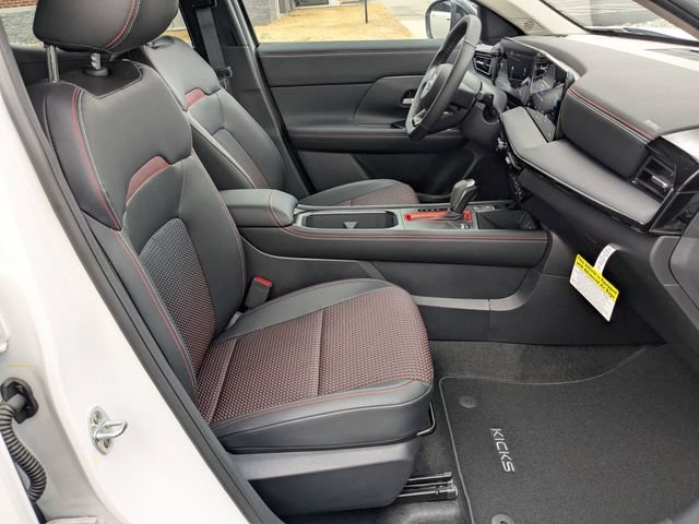 New 2026 Nissan Kicks SR w/ Cold Weather Package FWD image 31