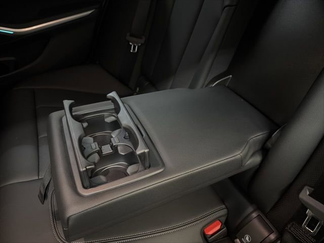 Used 2024 BMW 330i Sedan image 24