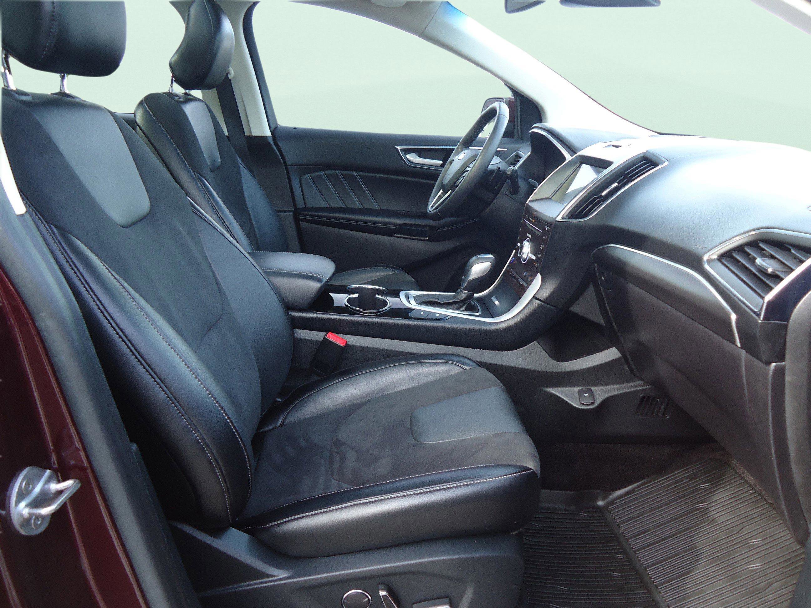 Used 2018 Ford Edge Sport w/ Equipment Group 401A AWD/4WD image 27