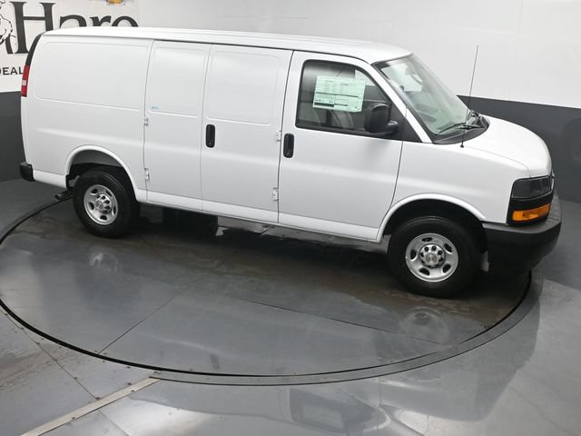 New 2026 Chevrolet Express 2500 w/ Driver Convenience Package RWD image 16