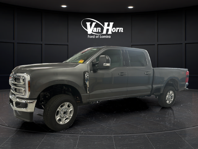 New 2026 Ford F350 XLT w/ XLT Premium Package AWD/4WD image 4