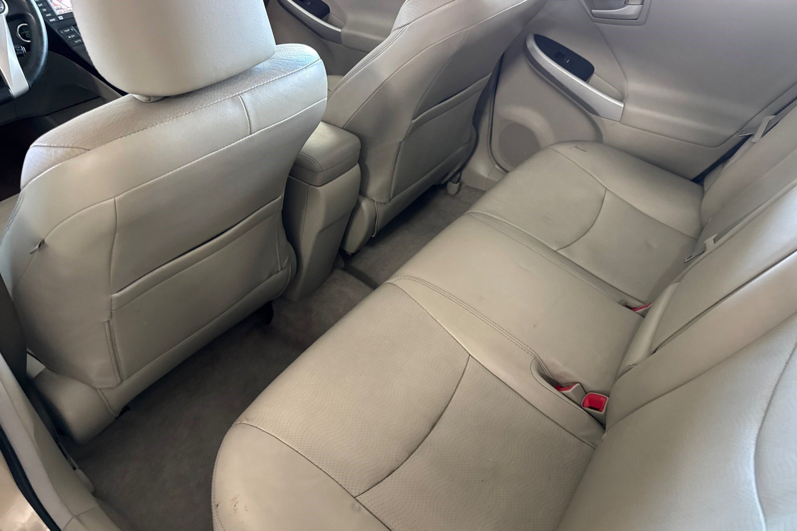Used 2011 Toyota Prius Four w/ Solar Roof Pkg FWD image 28