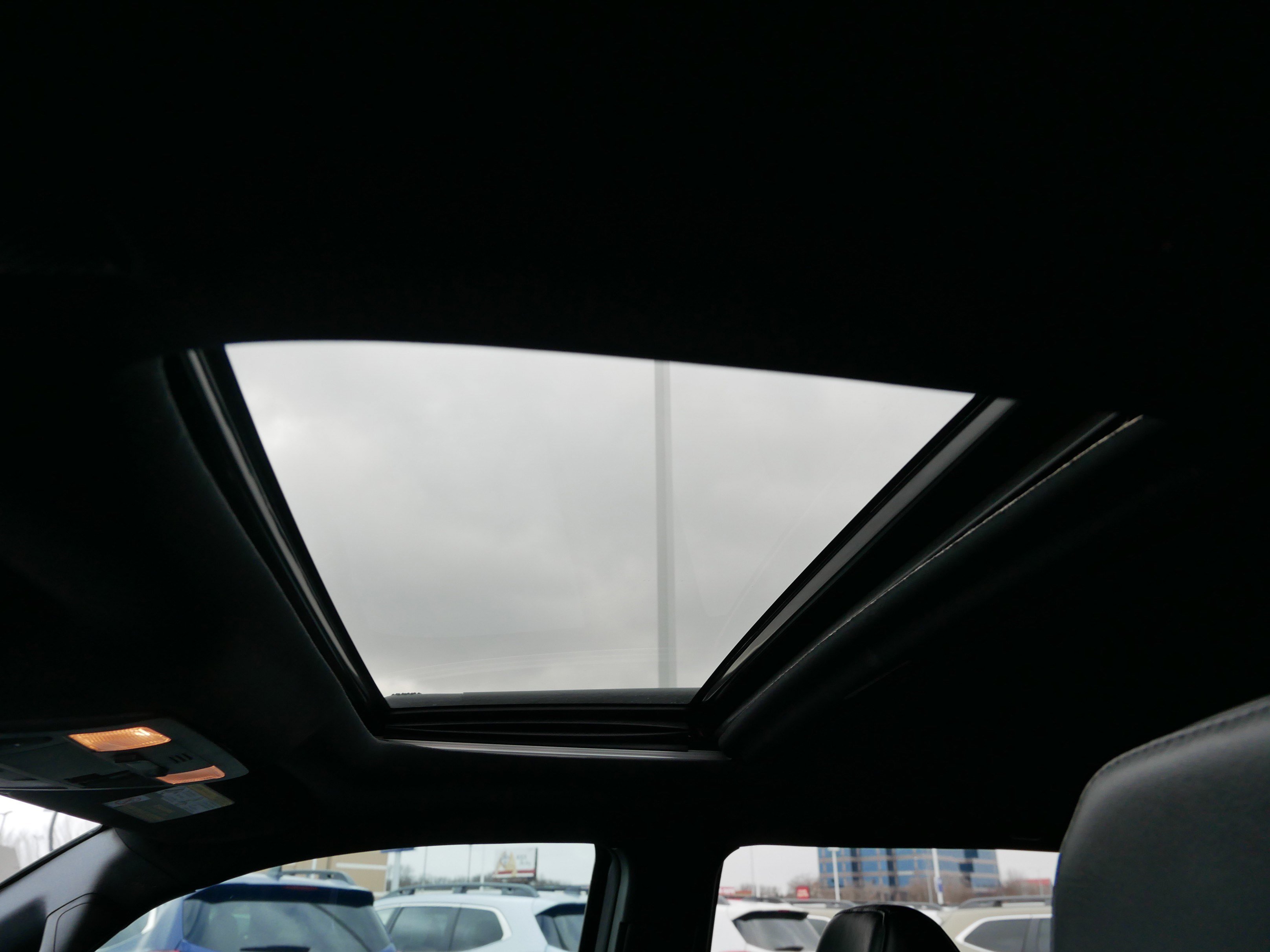 Used 2019 Toyota Tacoma TRD Sport image 32