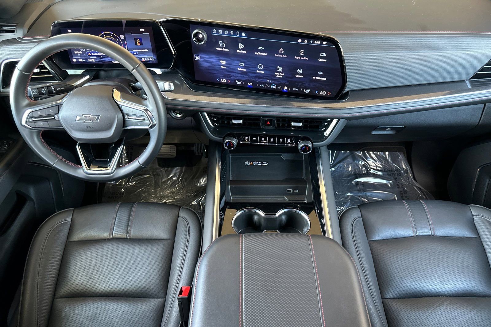 Certified 2025 Chevrolet Suburban RST image 14