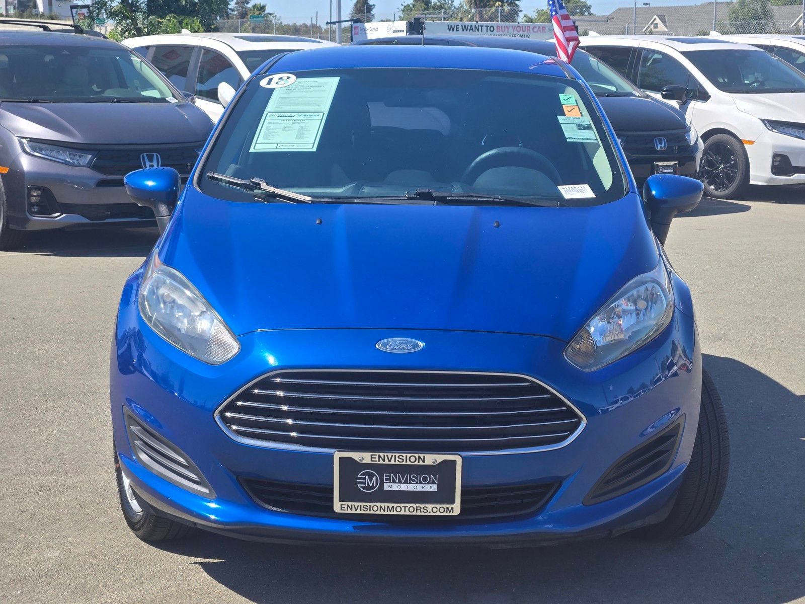Used 2018 Ford Fiesta SE FWD image 2