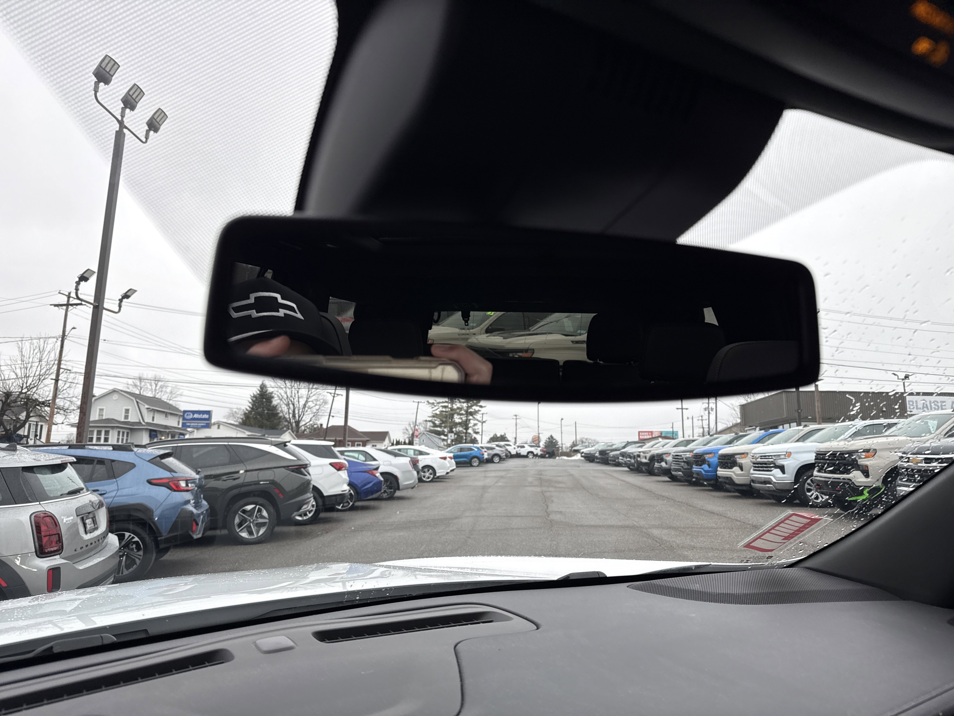 Used 2023 Chevrolet Tahoe Z71 w/ Luxury Package image 25