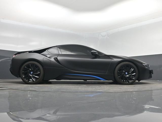Used 2016 BMW i8 image 16