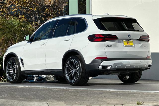 New 2026 BMW X5 sDrive40i w/ Climate Comfort Package image 5