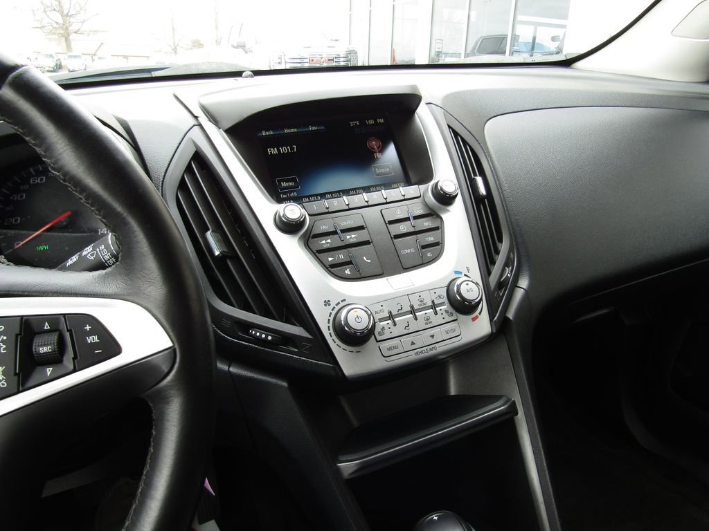 Used 2017 Chevrolet Equinox LT w/ Convenience Package image 24