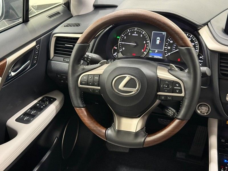 Used 2022 Lexus RX 350L Premium w/ Premium Package image 12