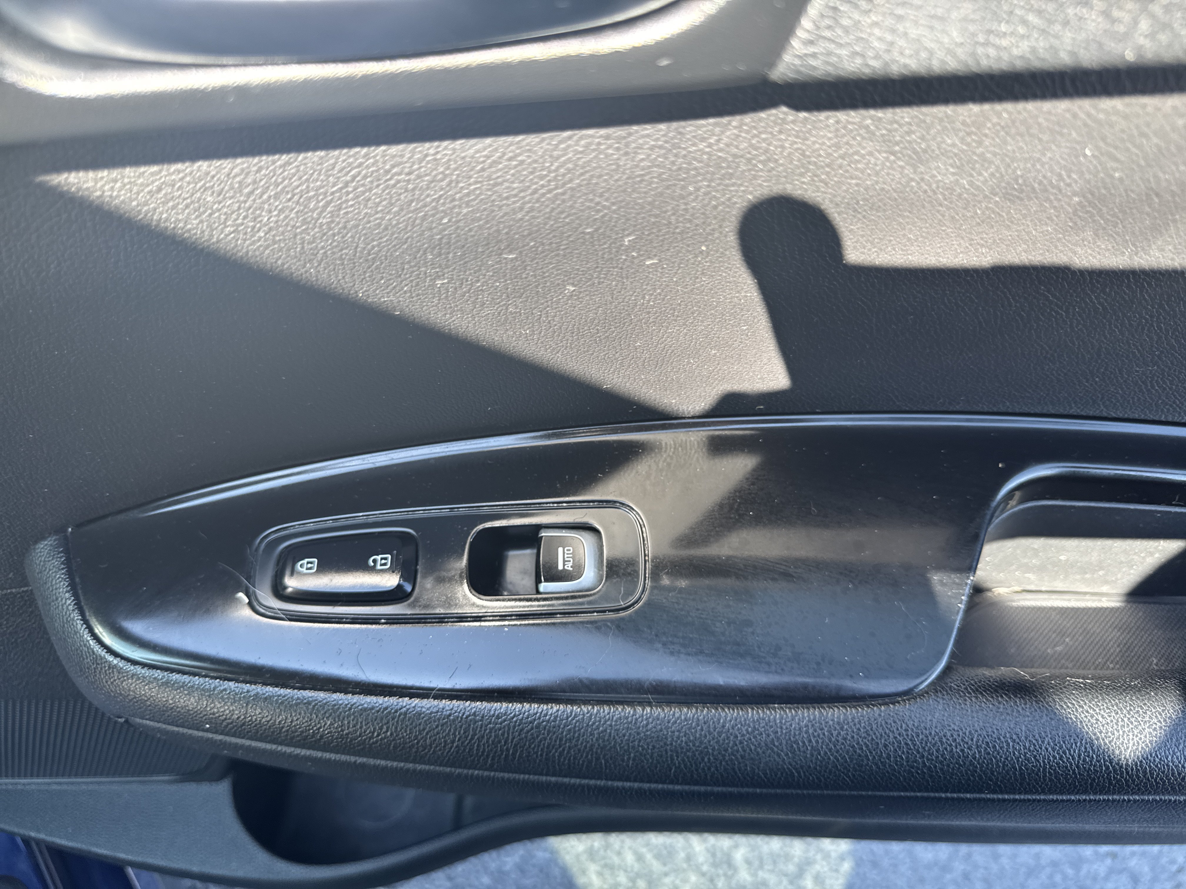 Used 2018 Kia Optima SX FWD image 18