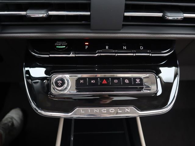 Used 2024 Lincoln Corsair Grand Touring image 10