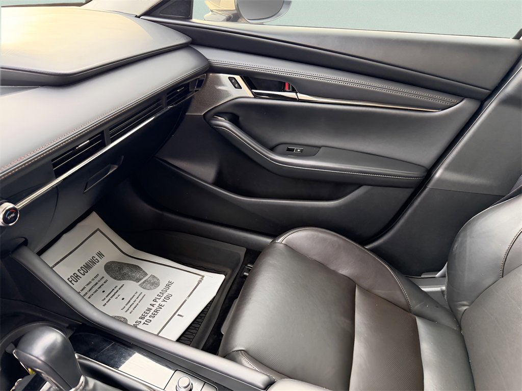 Used 2023 MAZDA MAZDA3 s image 29