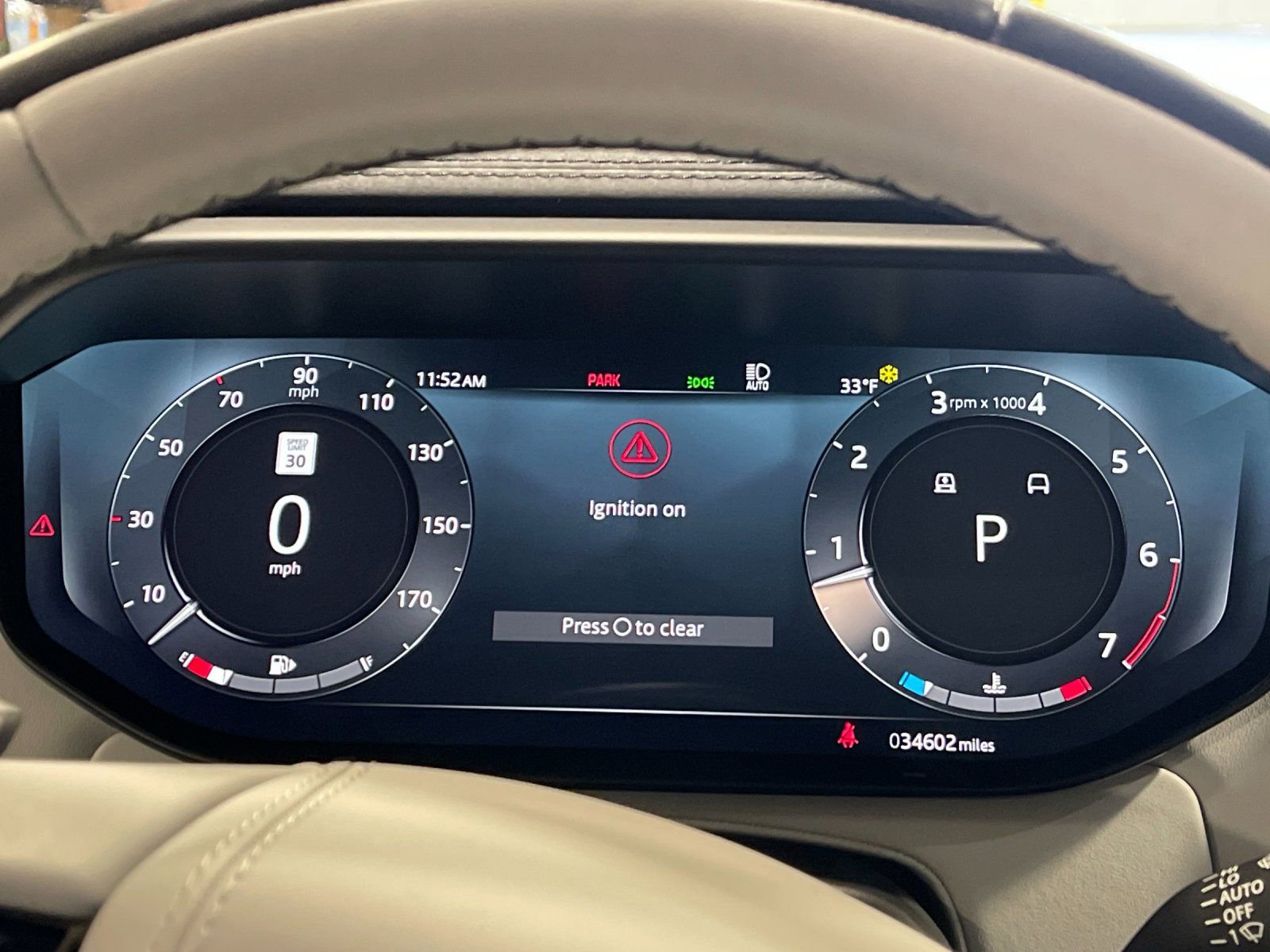 Used 2023 Land Rover Range Rover Sport SE Dynamic image 30