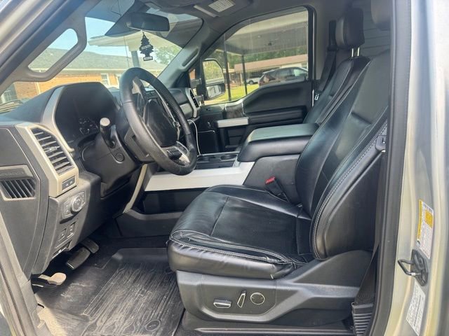 Used 2019 Ford F250 Lariat w/ Lariat Ultimate Package image 2
