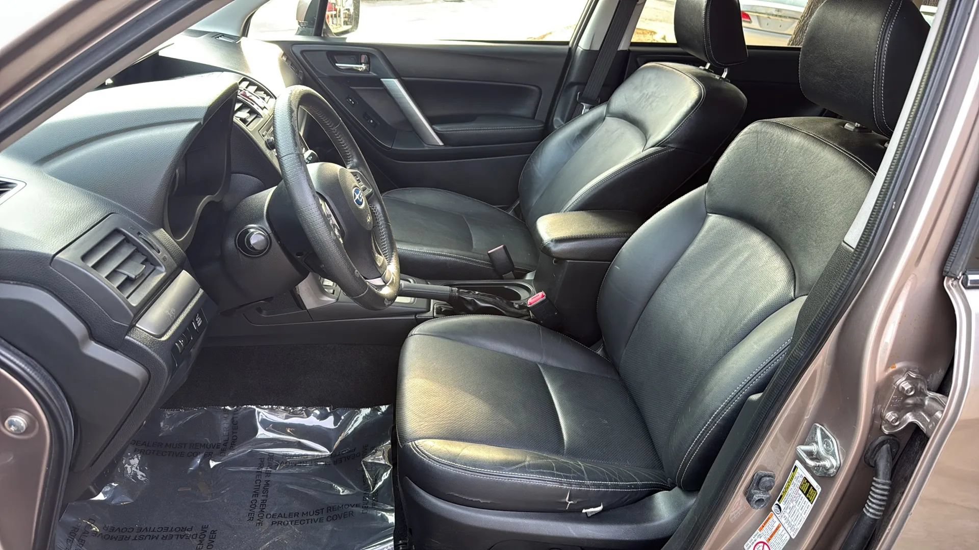 Used 2015 Subaru Forester 2.5i Limited AWD/4WD image 10