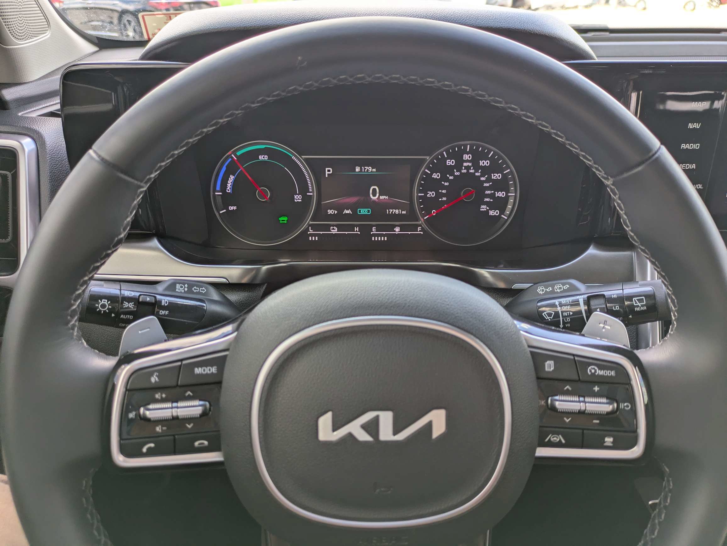 Certified 2023 Kia Sorento EX FWD image 30