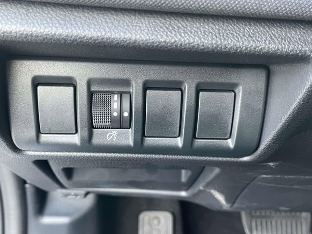 Used 2025 Subaru Outback Premium image 16