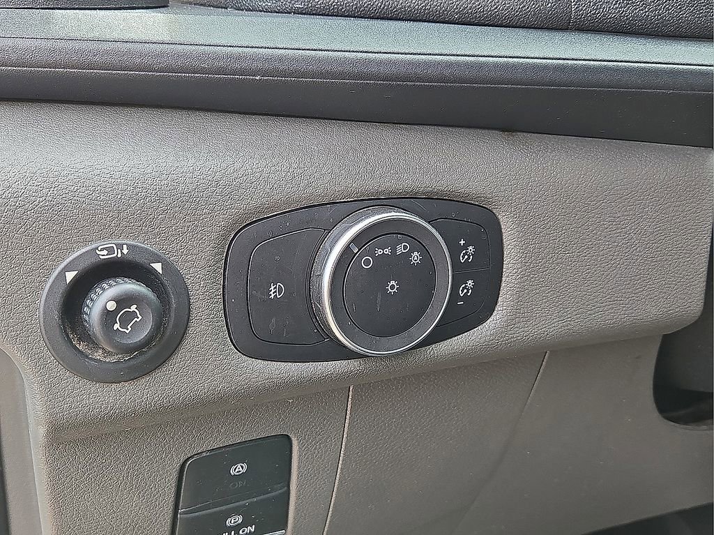 Used 2024 Ford Transit 350 XLT image 22