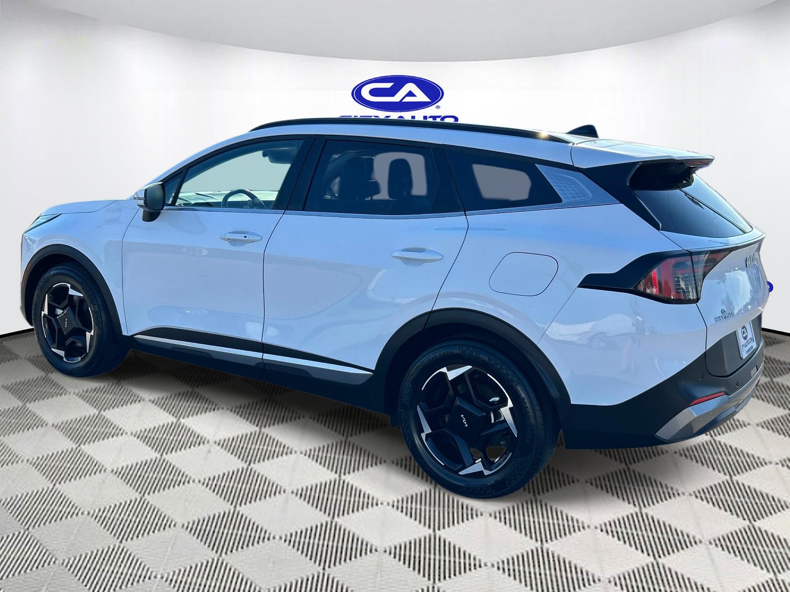 Used 2026 Kia Sportage EX w/ EX Panorama Roof Package FWD image 5