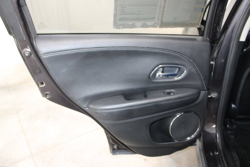 Used 2017 Honda HR-V EX-L image 21