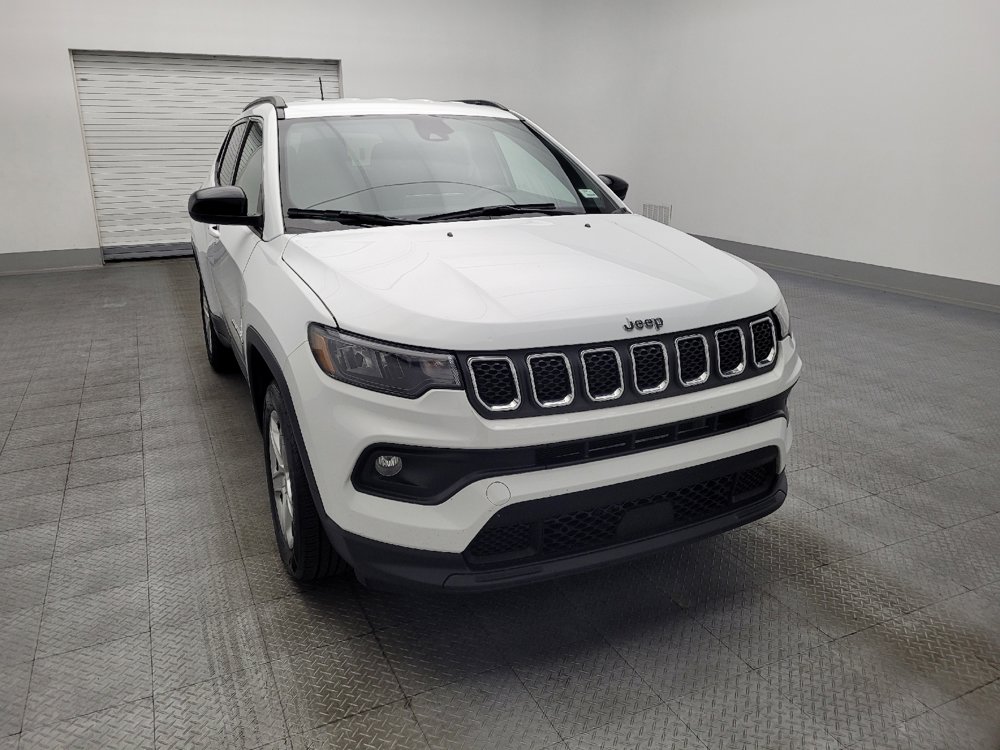 Used 2024 Jeep Compass Latitude image 14