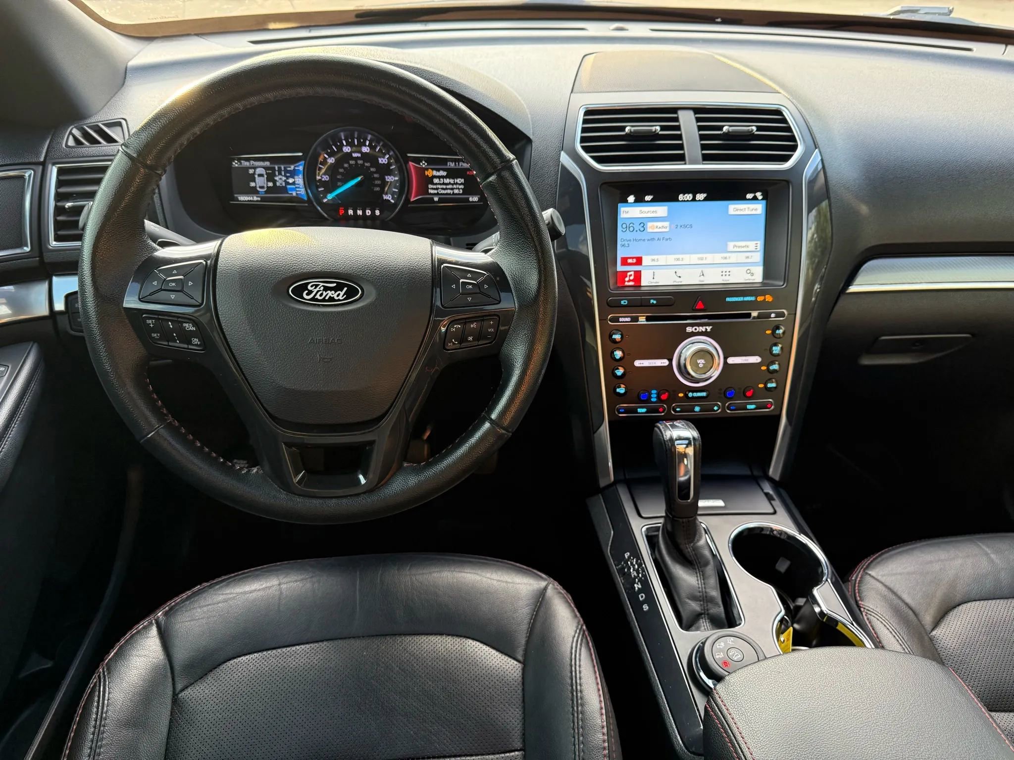 Used 2018 Ford Explorer Sport w/ Equipment Group 401A image 13