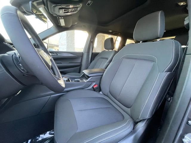 Used 2025 Jeep Grand Cherokee Laredo X image 13