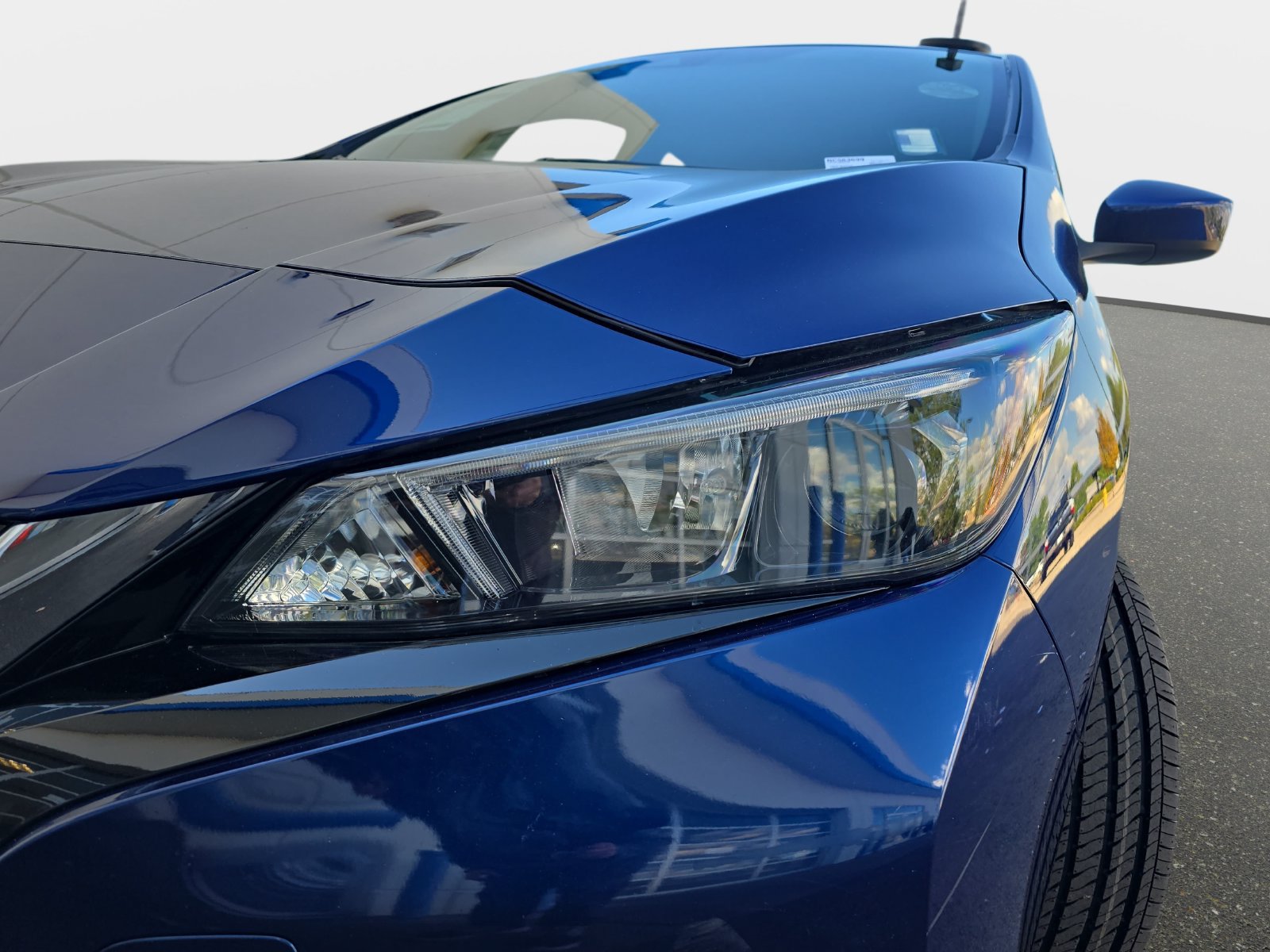 Used 2022 Nissan Leaf SV FWD image 32
