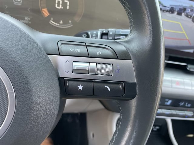 Used 2025 Hyundai Kona SEL AWD/4WD image 34