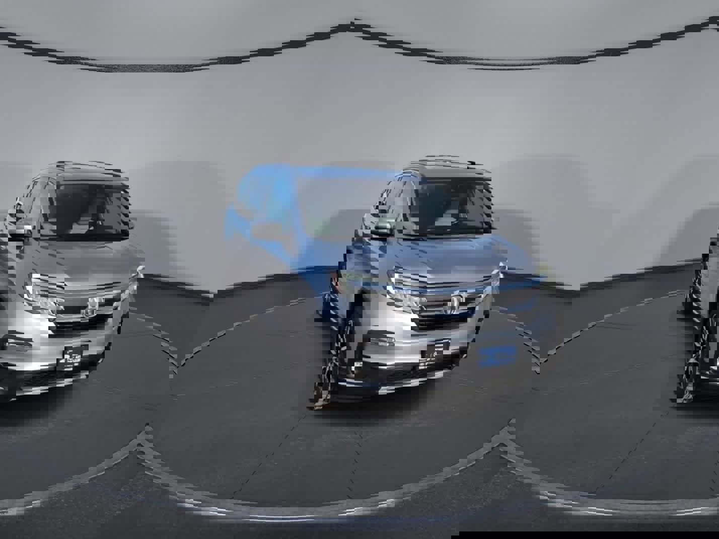 Used 2020 Honda Pilot Touring image 2