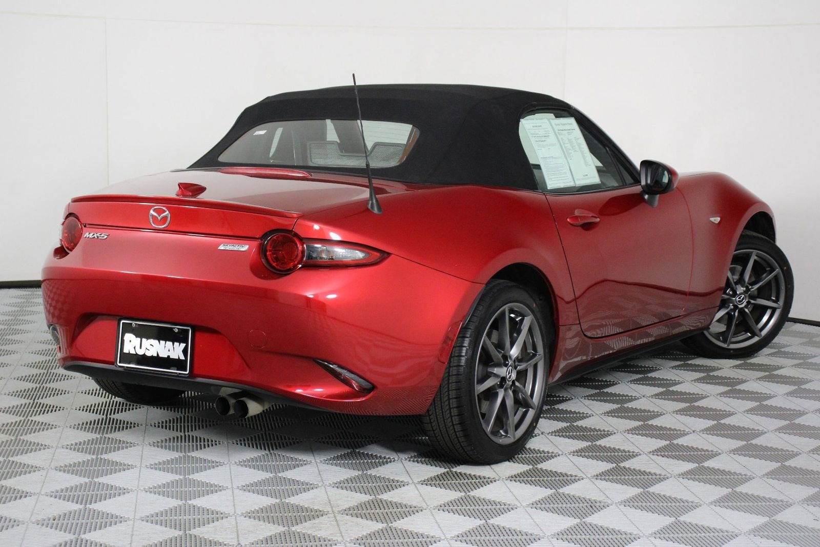 Used 2016 MAZDA MX-5 Miata Grand Touring image 7
