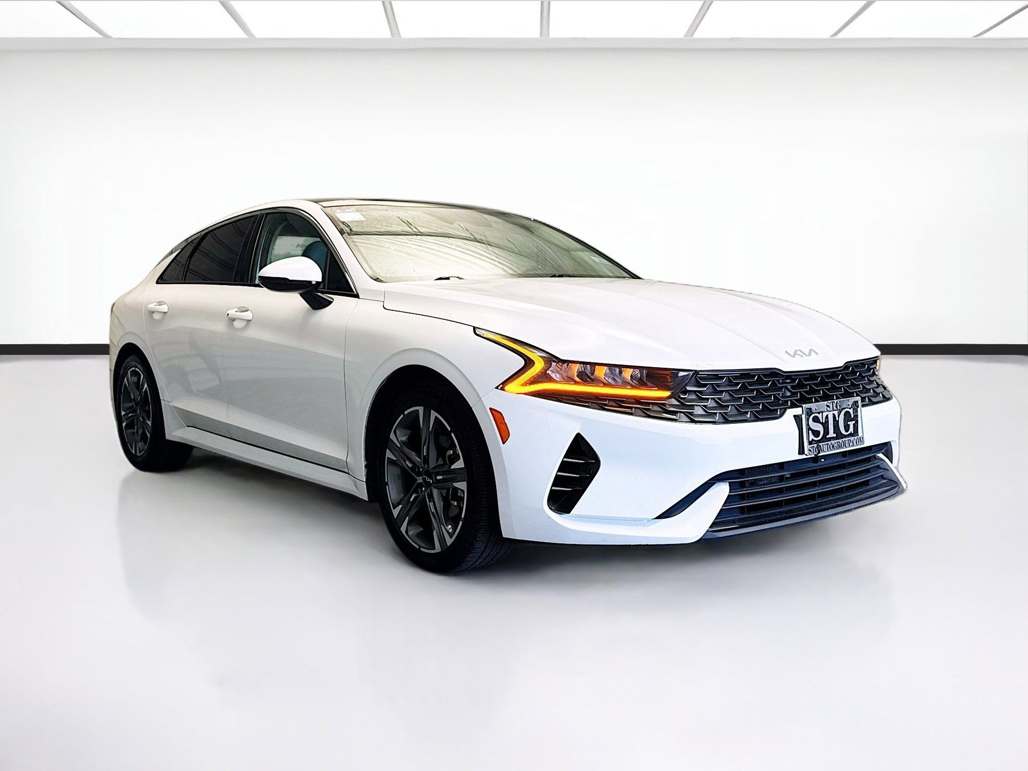 Used 2023 Kia K5 EX FWD image 3