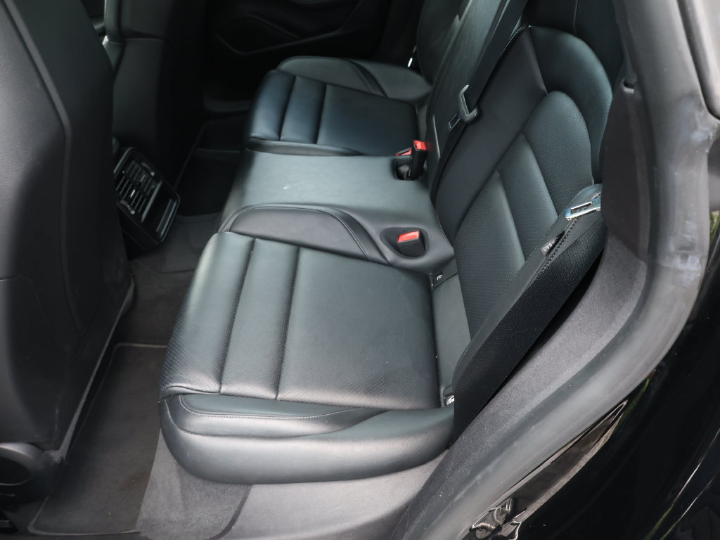 Used 2024 Porsche Taycan RWD image 19