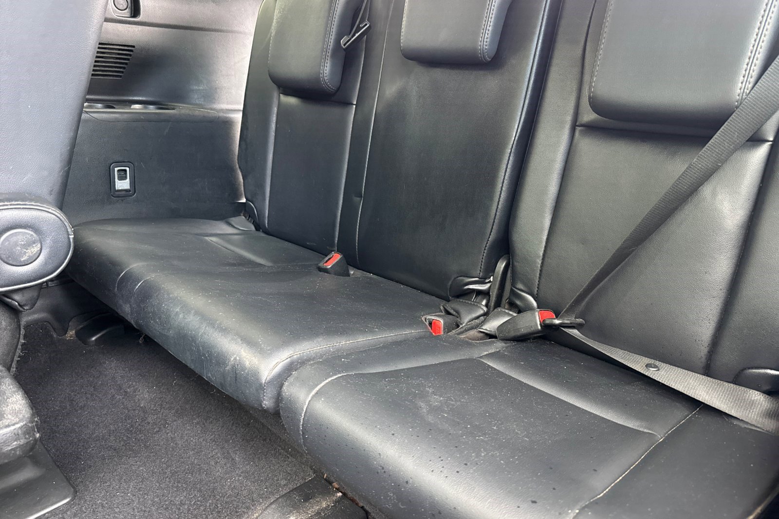 Used 2016 Toyota Highlander XLE AWD/4WD image 32