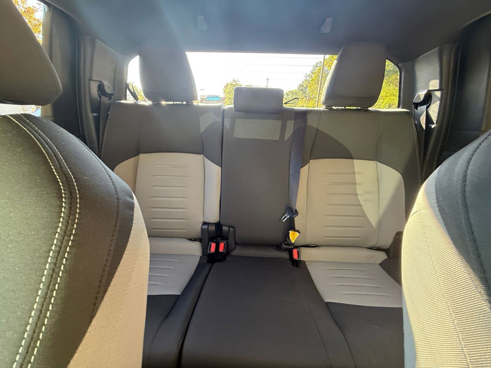 Used 2025 Toyota Tacoma TRD Off-Road image 38