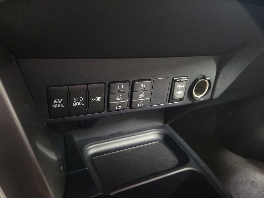 Used 2017 Toyota RAV4 Limited w/ All Weather Liner Package image 15