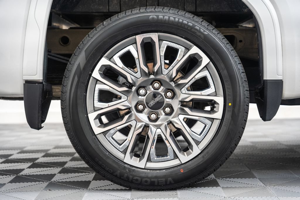 Used 2024 GMC Sierra 1500 Denali Ultimate AWD/4WD image 24