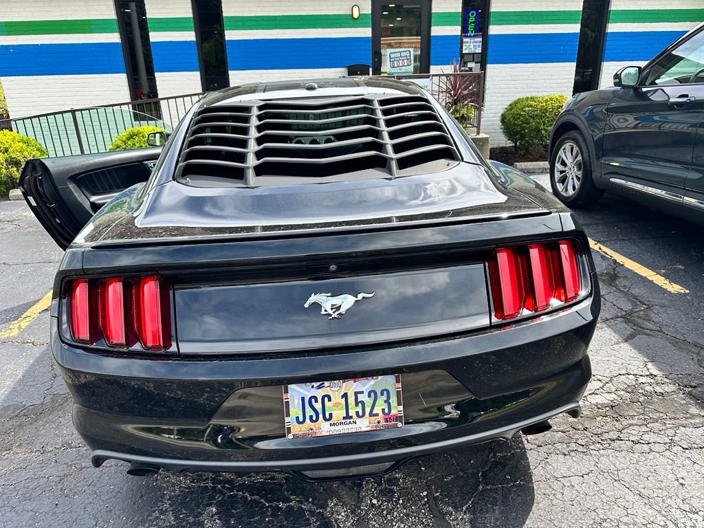 Used 2017 Ford Mustang Premium RWD image 6